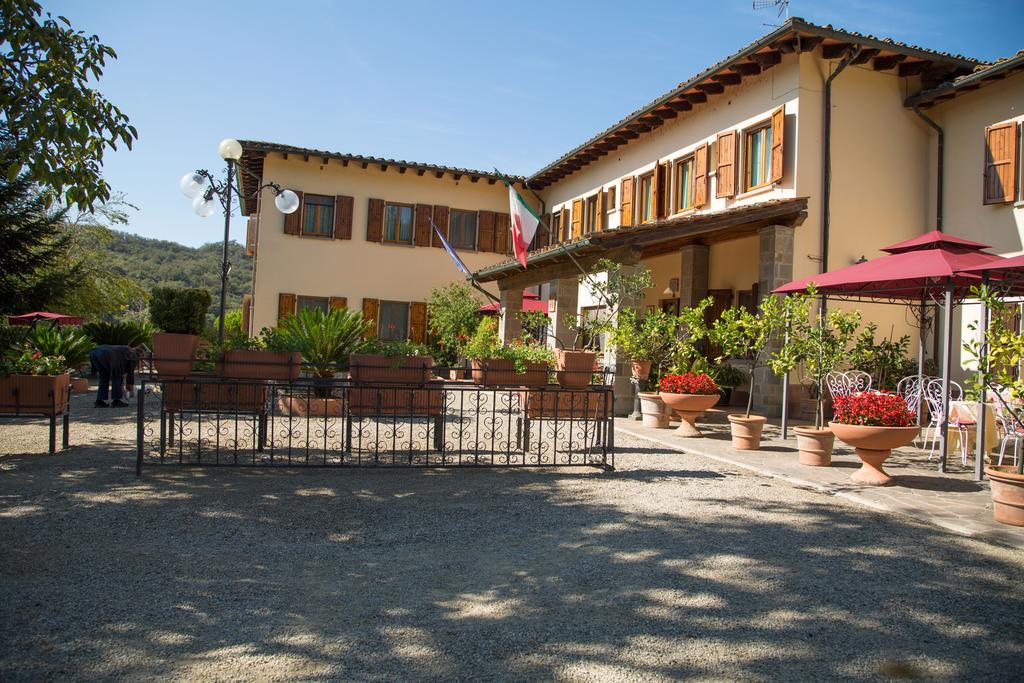 Hotel Del Lago Cavriglia Exterior foto