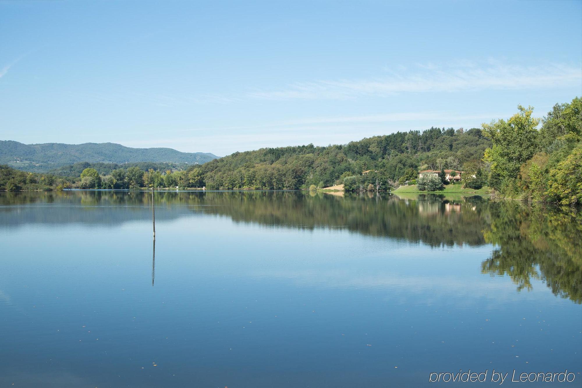 Hotel Del Lago Cavriglia Exterior foto