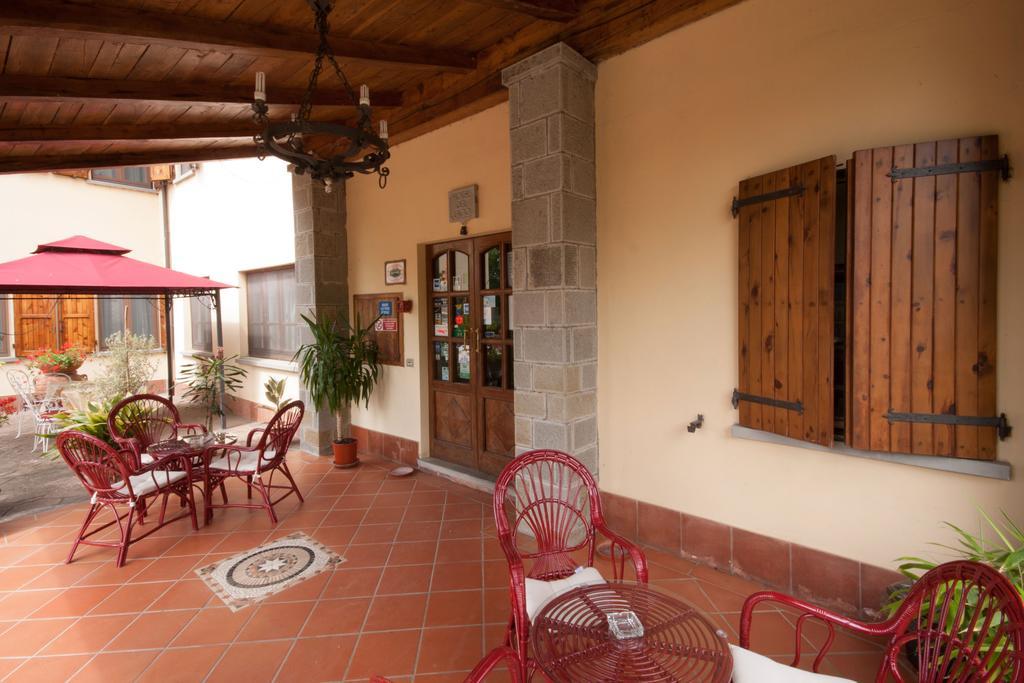 Hotel Del Lago Cavriglia Exterior foto