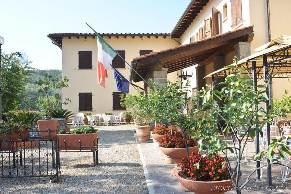 Hotel Del Lago Cavriglia Exterior foto